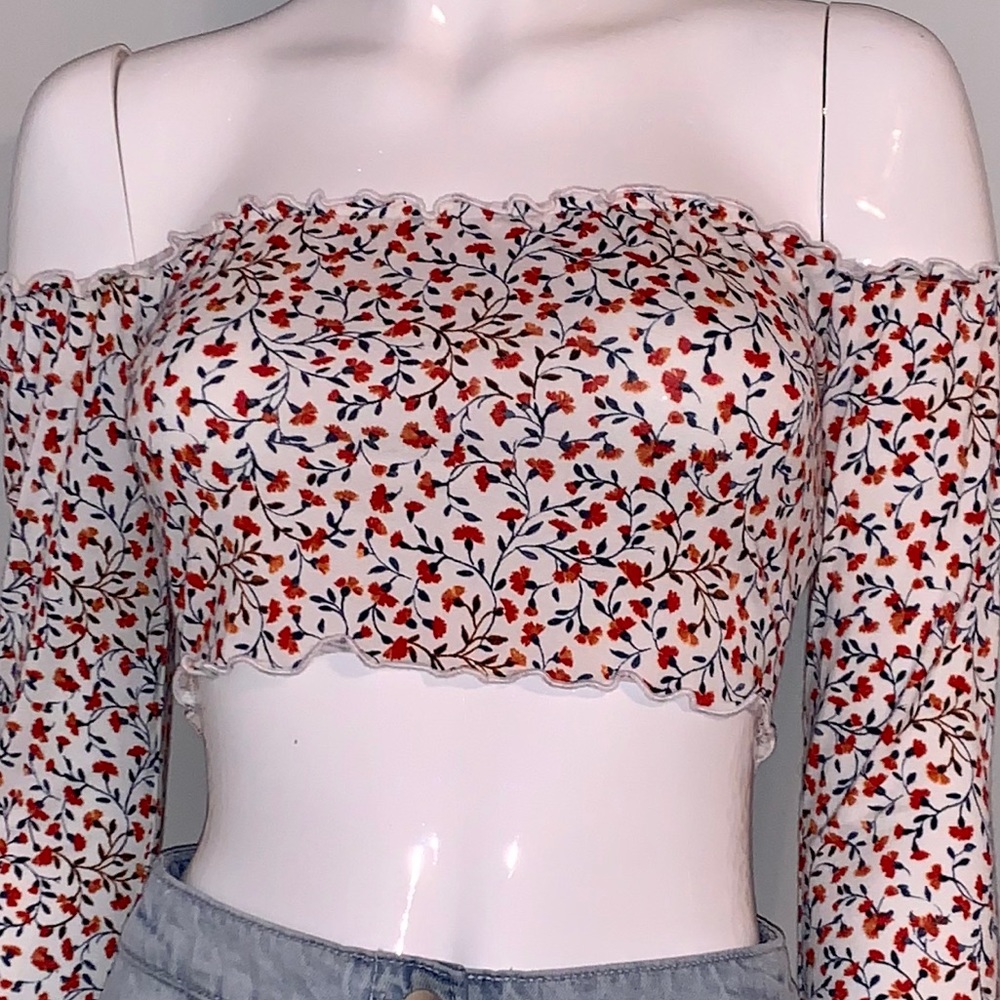 Crop-Top - Picture 2 of 2